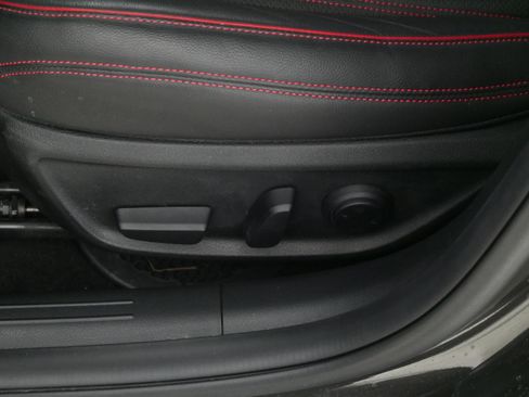 Used 2023 Genesis G70 2.0T w/ Sport Prestige Package image 20