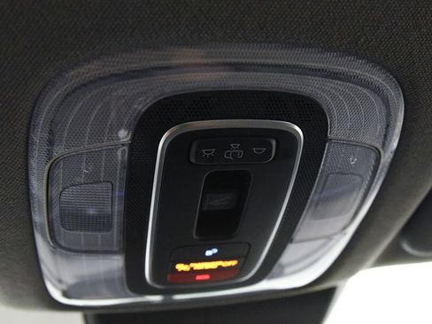 Used 2025 Hyundai Elantra SEL FWD image 27