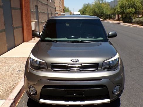 Used 2017 Kia Soul + FWD image 2
