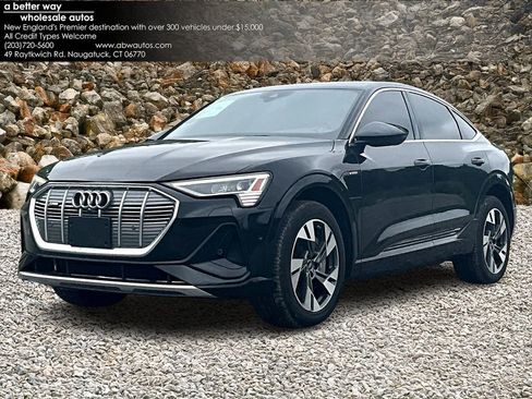 Used 2022 Audi e-tron Premium Plus w/ Premium Plus Package image 1