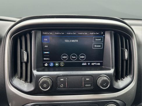 Used 2022 Chevrolet Colorado LT w/ Fleet Safety Package image 14