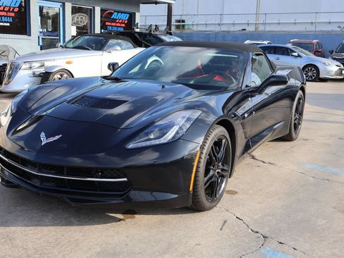 Used 2016 Chevrolet Corvette Stingray Convertible w/ 3LT Preferred Equipment Group RWD image 3