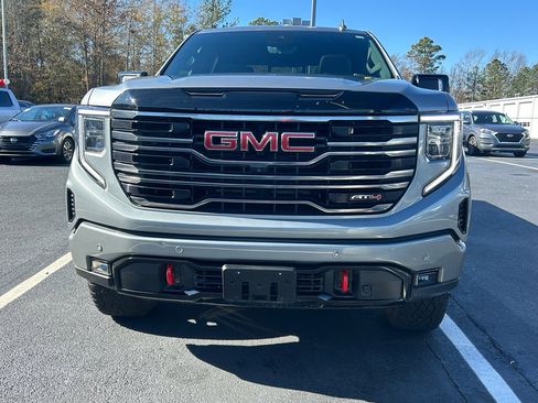 Used 2025 GMC Sierra 1500 AT4 w/ AT4 Premium Package image 2