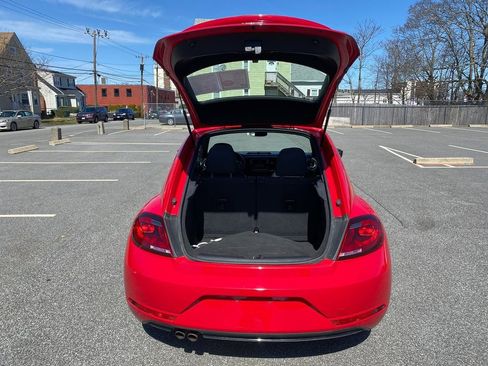 Used 2019 Volkswagen Beetle 2.0T SE image 26