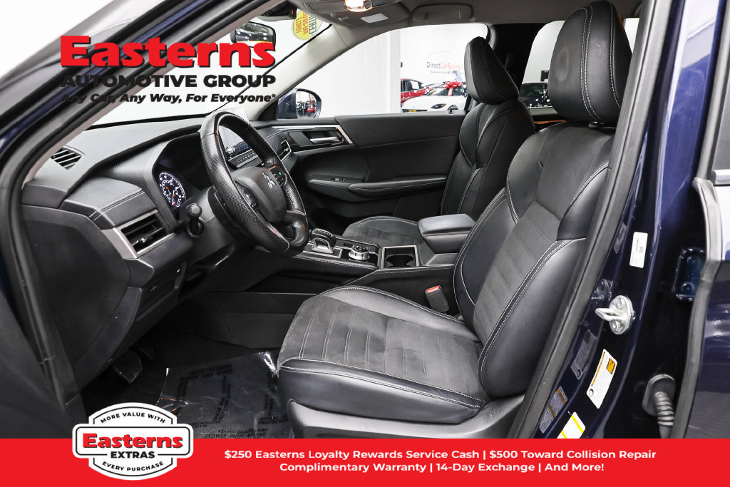 Used 2024 Mitsubishi Outlander SE FWD image 15