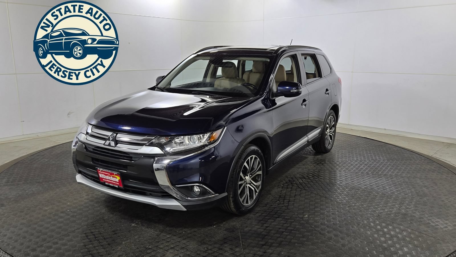 Used 2016 Mitsubishi Outlander SEL AWD/4WD image 3