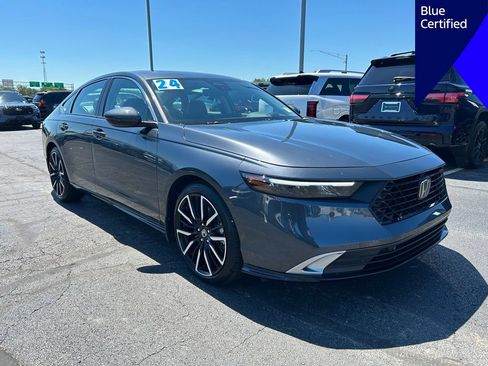 Used 2024 Honda Accord Touring image 2