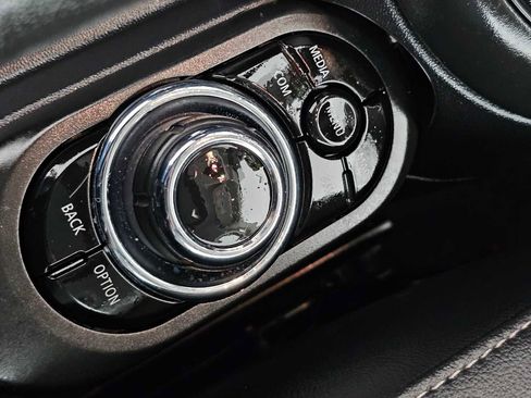 Used 2022 MINI Cooper S image 27