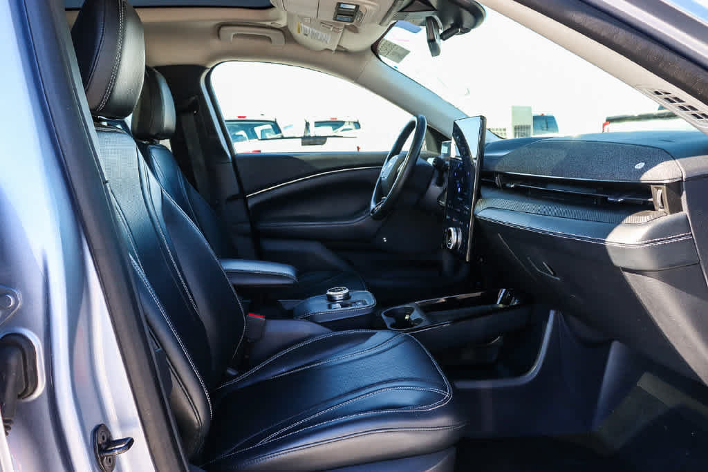 Used 2022 Ford Mustang Mach-E Premium RWD image 15