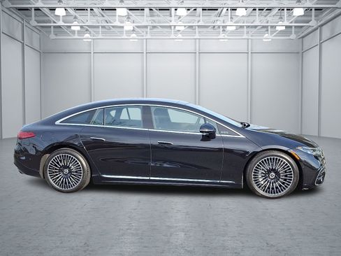 Certified 2023 Mercedes-Benz EQS 580 4MATIC image 7