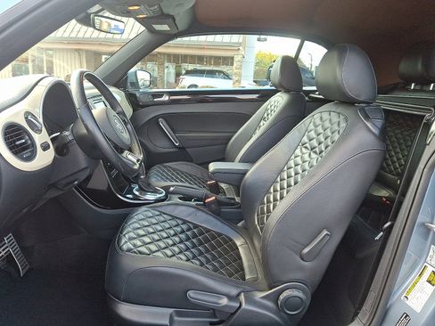 Used 2019 Volkswagen Beetle 2.0T Final Edition SEL image 13