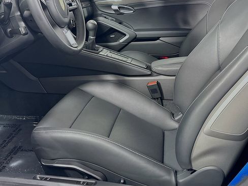 New 2025 Porsche 718 Cayman RWD image 20