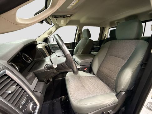 Used 2018 RAM 1500 Big Horn image 24