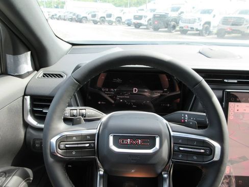 New 2027 GMC Terrain Elevation w/ Elevation Premium Package FWD image 19