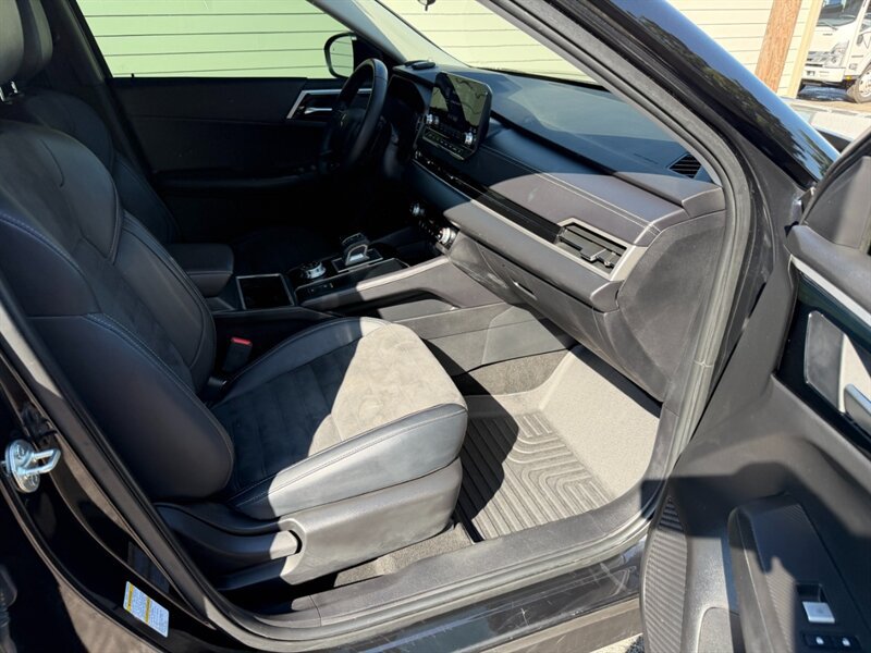 Used 2024 Mitsubishi Outlander SE AWD/4WD image 29