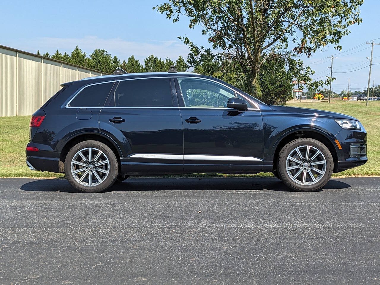 Used 2017 Audi Q7 3.0T Premium Plus AWD/4WD image 8