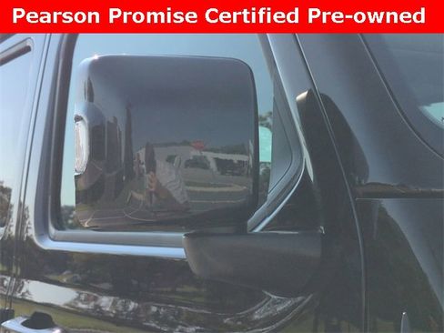 Used 2022 Jeep Gladiator Overland image 12