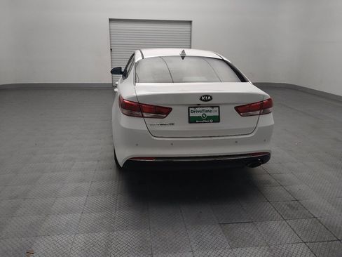 Used 2017 Kia Optima LX w/ Convenience Package FWD image 6