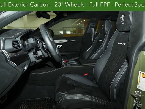 Used 2023 Lamborghini Urus Performante AWD/4WD image 45