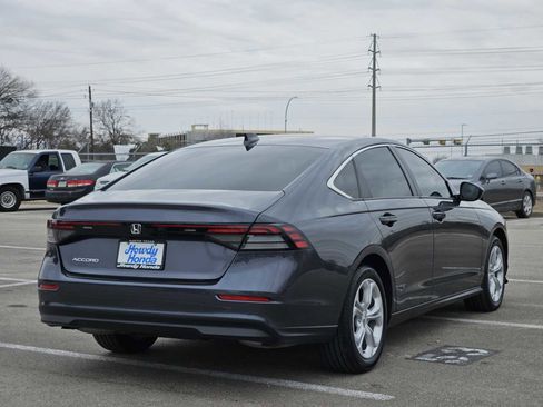 Used 2025 Honda Accord LX image 6