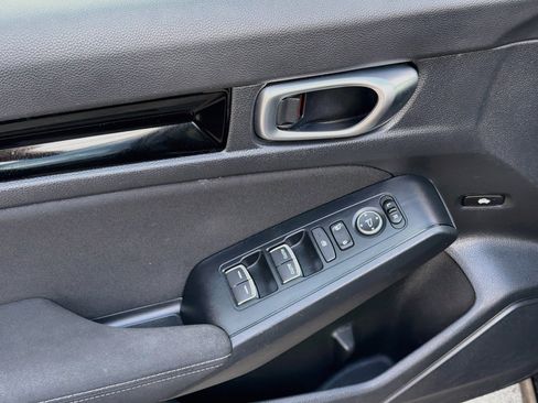 Used 2023 Honda Civic EX image 16