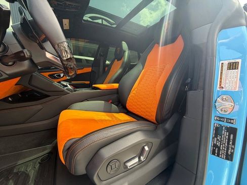 Used 2022 Lamborghini Urus AWD/4WD image 14
