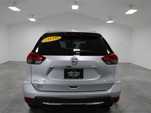 Used 2020 Nissan Rogue SV AWD/4WD image 8