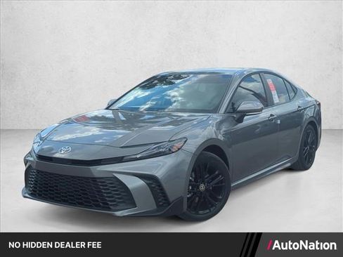 Used 2026 Toyota Camry SE w/ Convenience Package FWD image 1