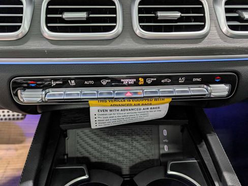 New 2026 Mercedes-Benz GLS 450 4MATIC image 30