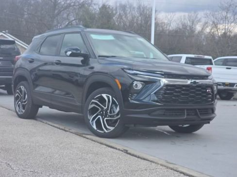 New 2026 Chevrolet TrailBlazer RS w/ Convenience Package image 2
