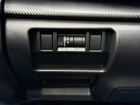 Used 2024 Subaru Crosstrek 2.0i Premium image 12