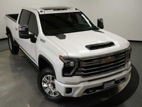 Certified 2024 Chevrolet Silverado 3500 High Country w/ High Country Premium Package AWD/4WD image 67