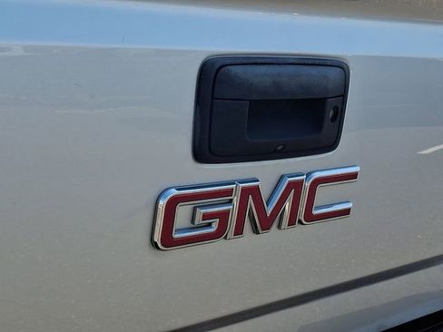 Used 2019 GMC Sierra 1500 SLE w/ SLE Value Package AWD/4WD image 29
