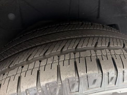 Used 2025 Lincoln Navigator Reserve AWD/4WD image 27