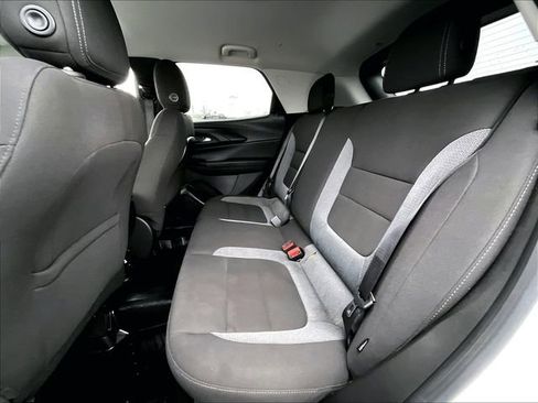 Used 2023 Chevrolet TrailBlazer LT w/ Convenience Package image 15