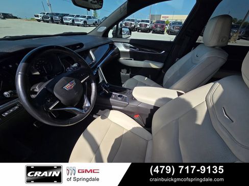 Used 2022 Cadillac XT6 Sport w/ Technology Package AWD/4WD image 10