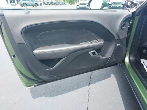 Used 2019 Dodge Challenger GT w/ Plus Package RWD image 12