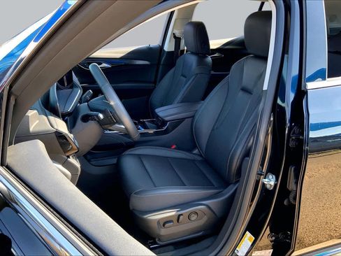 Certified 2025 Buick Envision Preferred AWD/4WD image 8