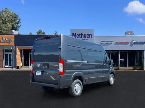 New 2026 RAM ProMaster 1500 w/ Convenience Group FWD image 7