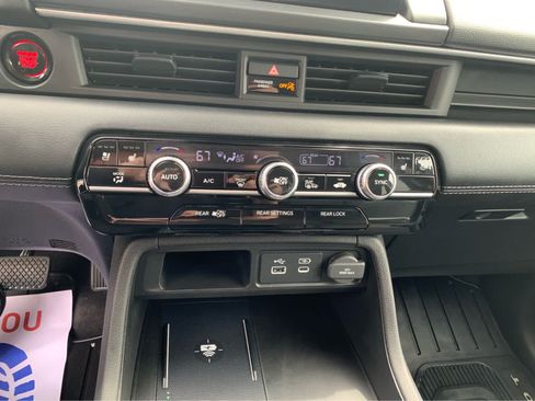 Used 2024 Honda Pilot Elite image 19
