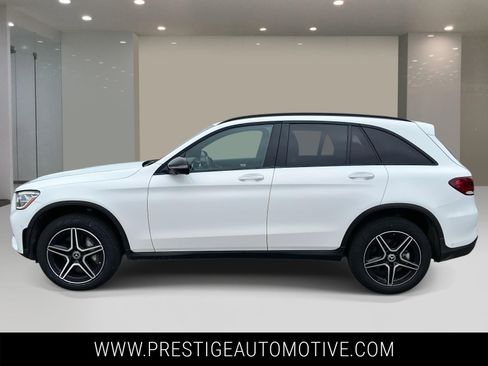 Used 2022 Mercedes-Benz GLC 300 4MATIC image 2