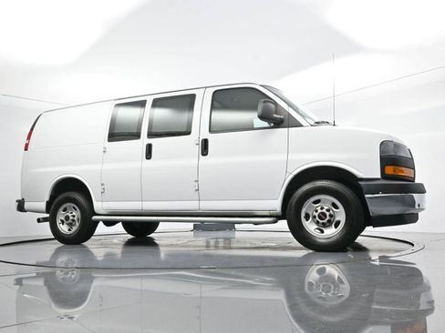 Used 2024 GMC Savana 2500 w/ Driver Convenience Package RWD image 37