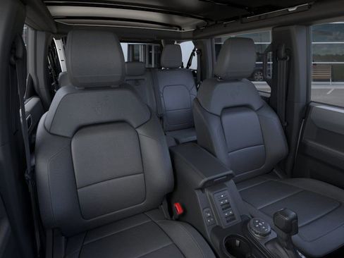 New 2025 Ford Bronco Big Bend w/ Black Diamond Package image 10