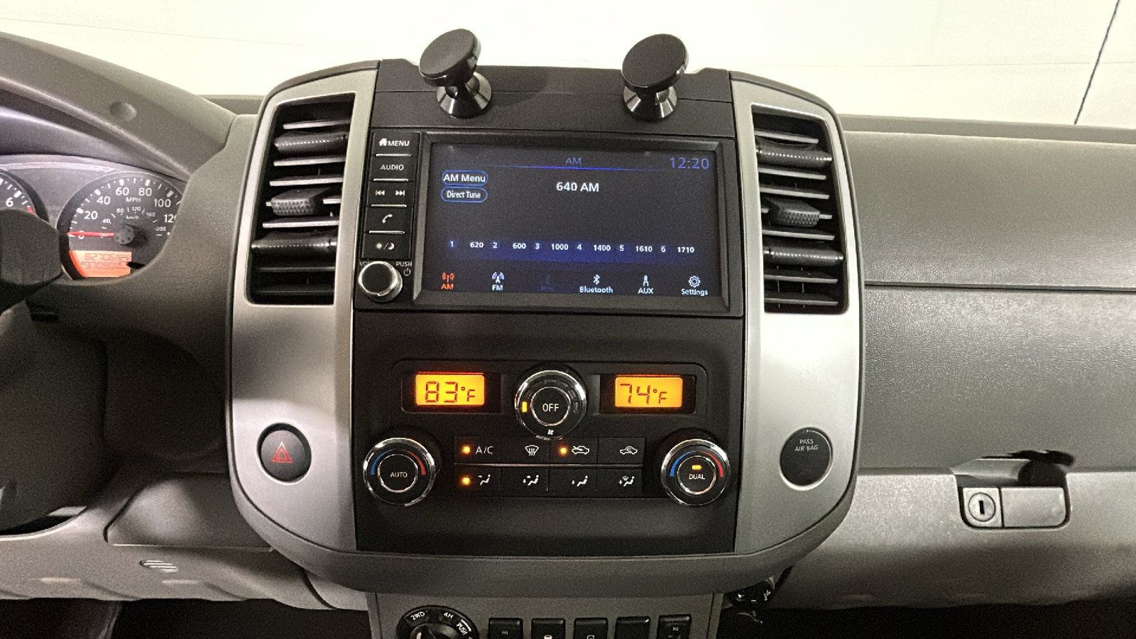 Used 2020 Nissan Frontier SV w/ Midnight Edition Floor Mats AWD/4WD image 27