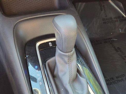 Used 2023 Toyota Corolla LE FWD image 11