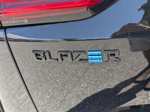 New 2024 Chevrolet Blazer EV RS image 7