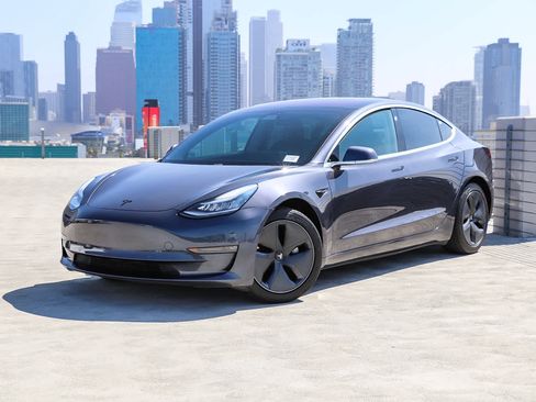 Used 2018 Tesla Model 3 Long Range AWD/4WD image 1