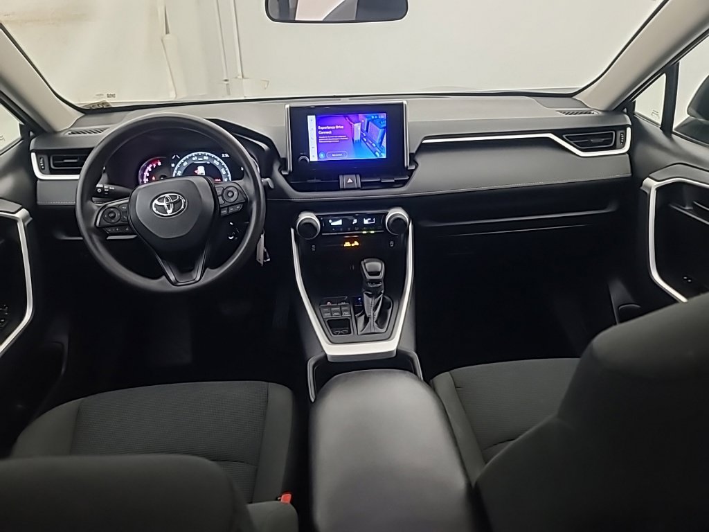 Used 2025 Toyota RAV4 LE AWD/4WD image 20