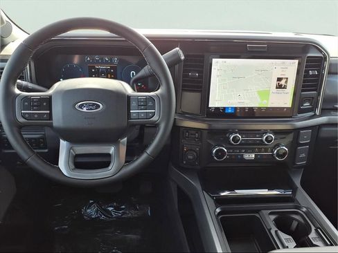 New 2026 Ford F250 Lariat w/ Chrome Package image 4