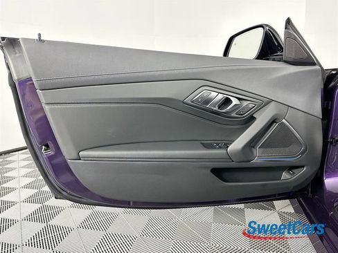 Used 2025 BMW Z4 M40i RWD image 46